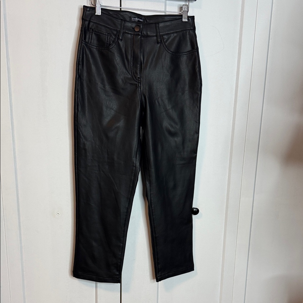 Reitmans 6 Petite Signature Black Faux Leather Look Pants